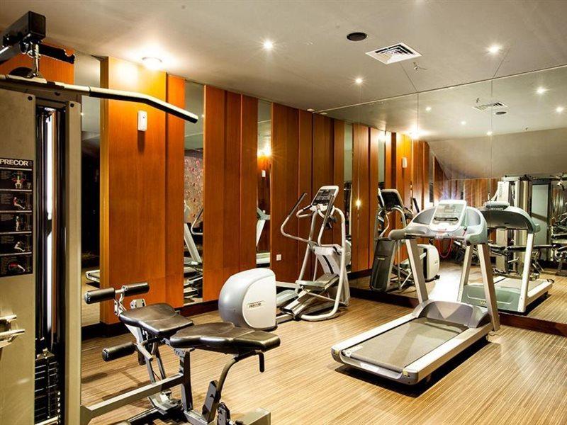 ג'קרטה 108 Hotel By Him מראה חיצוני תמונה