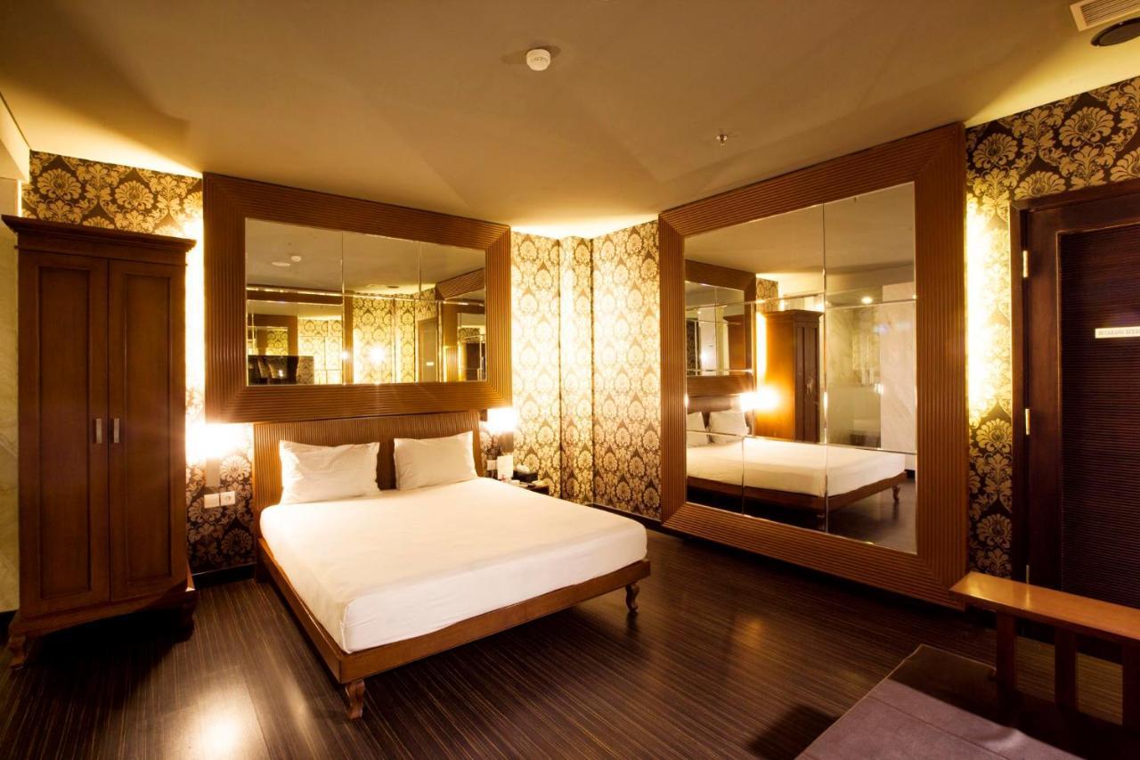 ג'קרטה 108 Hotel By Him מראה חיצוני תמונה