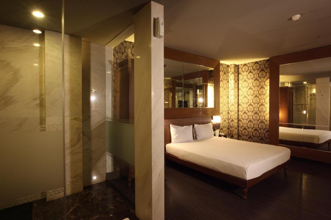 ג'קרטה 108 Hotel By Him מראה חיצוני תמונה